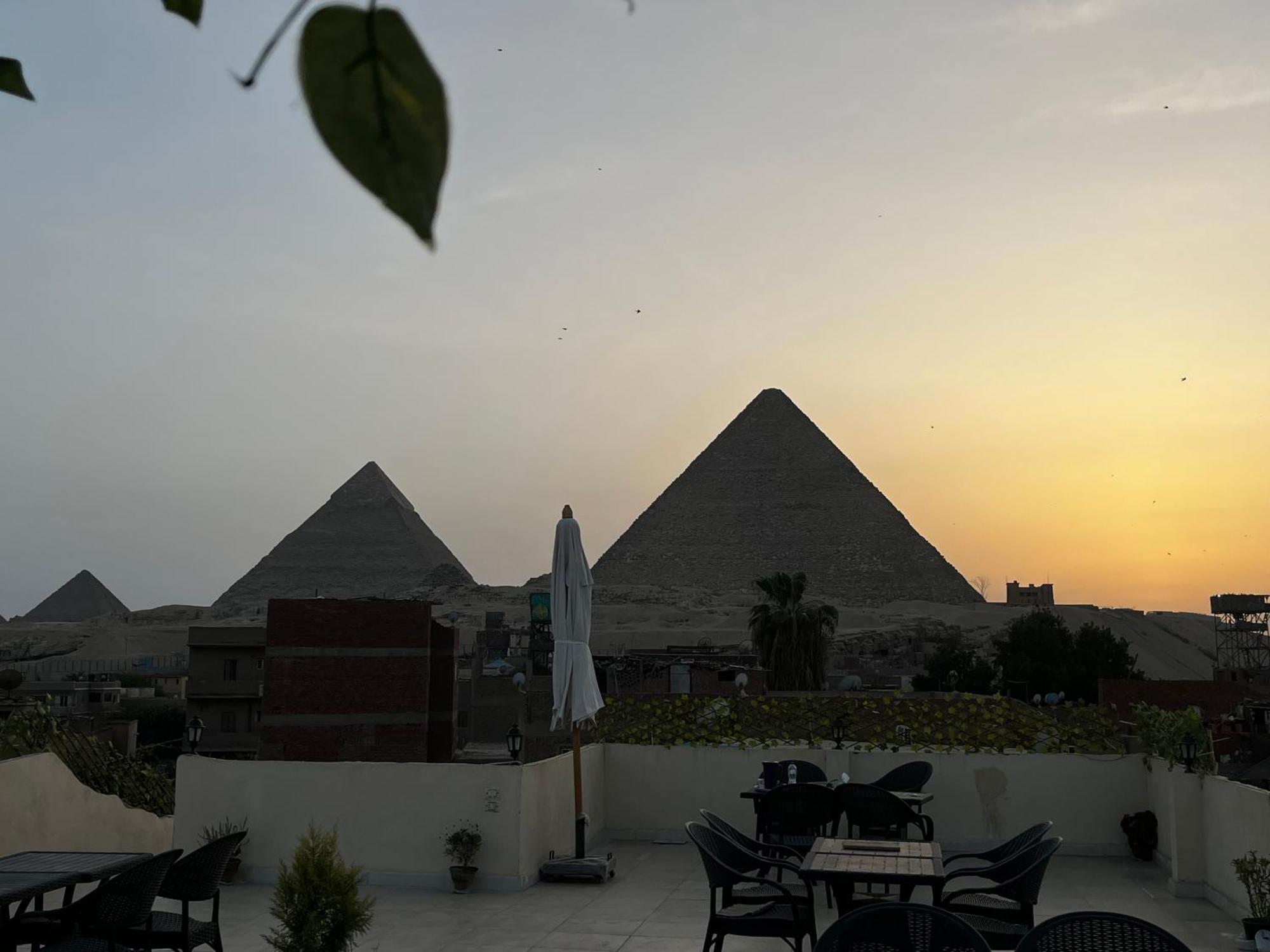 Hur Pyramids Land Inn Kafret el-Gabal Екстериор снимка