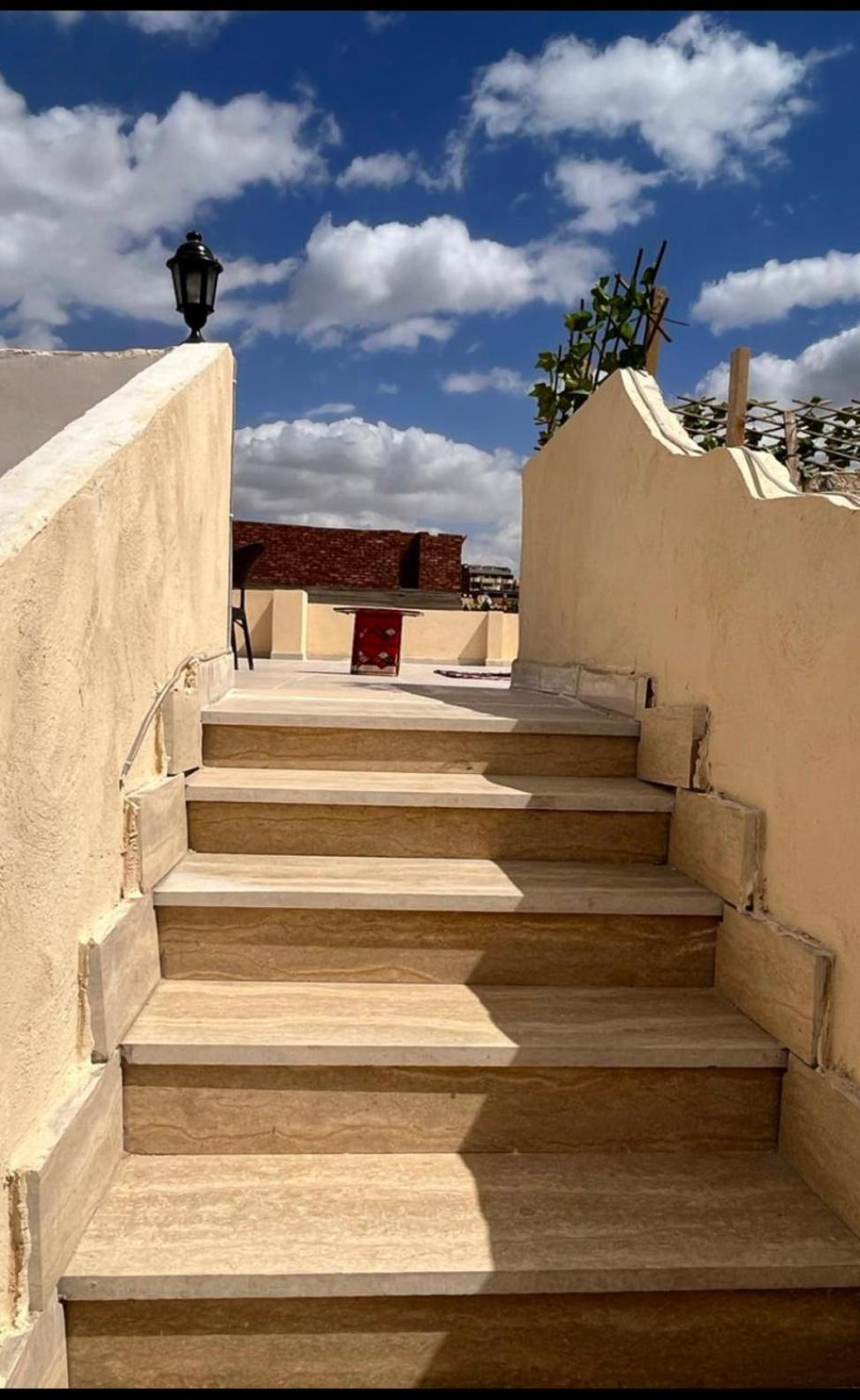 Hur Pyramids Land Inn Kafret el-Gabal Екстериор снимка