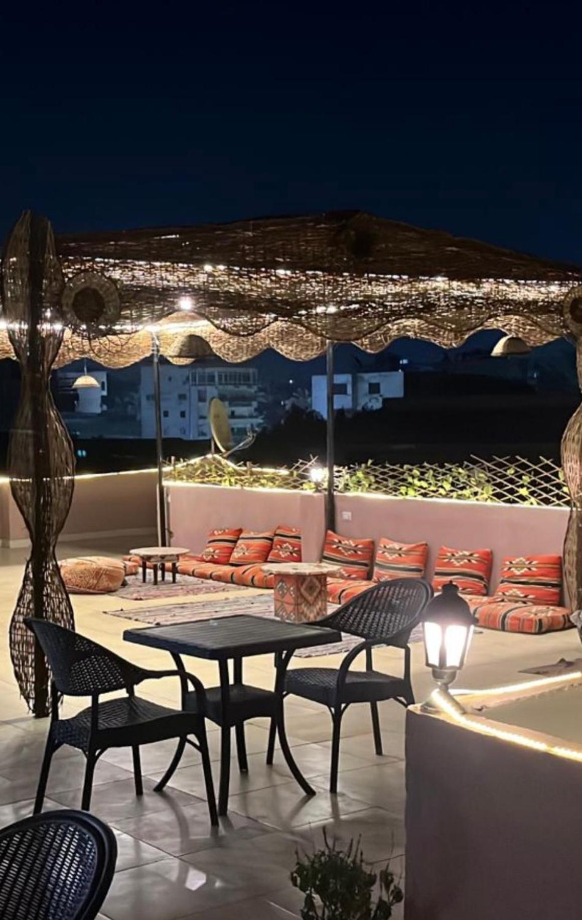 Hur Pyramids Land Inn Kafret el-Gabal Екстериор снимка