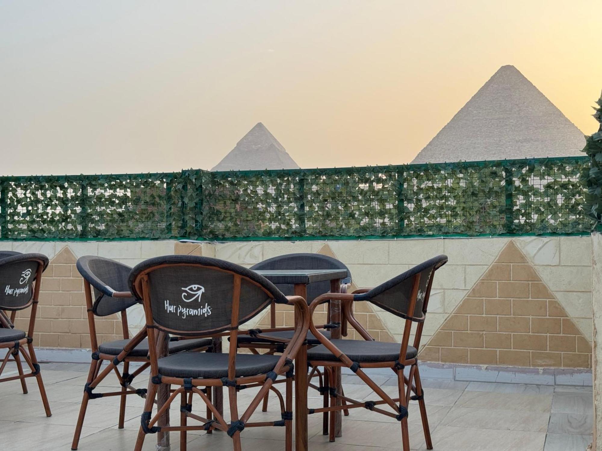 Hur Pyramids Land Inn Kafret el-Gabal Екстериор снимка